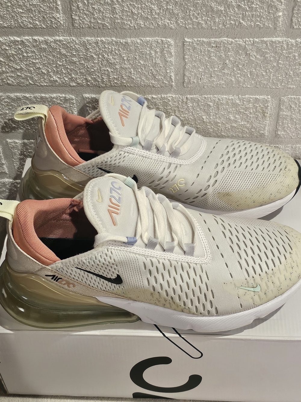 Nike White Air Max 270 with Coral Lining and Mint Accents - Picture 2 of 13